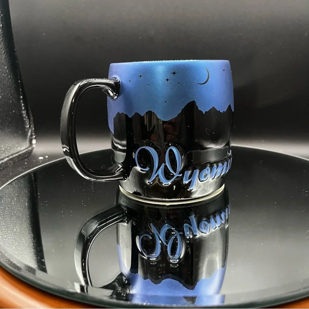 AMERICAWARE “WYOMING” NIGHT SKY MUG 20 OZ 2014